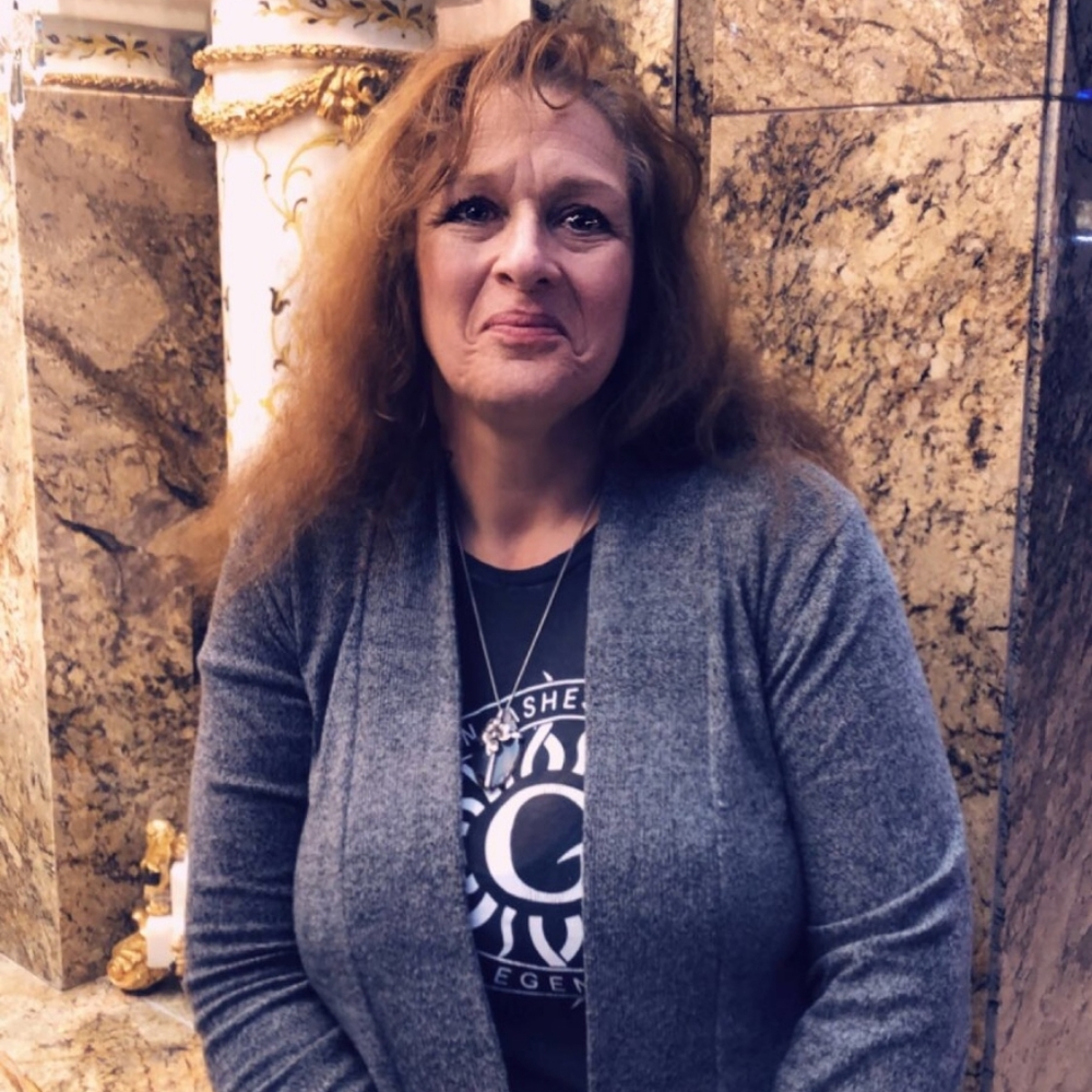 Meet your Posher, Renee